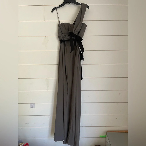 White by Vera Wang Size 6 Women Evening Maxi Dress Twisted Front W/Sash - Picture 7 of 11